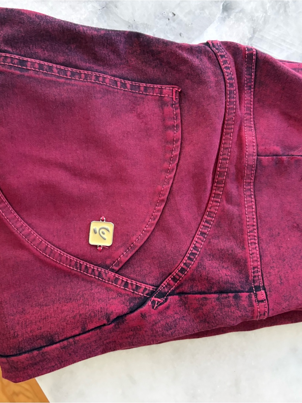 Freddy Women's Jeggings in Burgundy Red with Black Wash